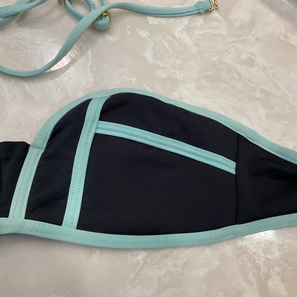 Bombshell Reversible Bikini by L Space, Black & Green, Removeable Strap, Sz Med - Picture 5 of 16